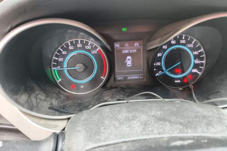Used CHANGAN Eado New Energy 2022 EV460 Smart Ride-Hailing Edition – Lithium Iron Phosphate Odometer Close Up
