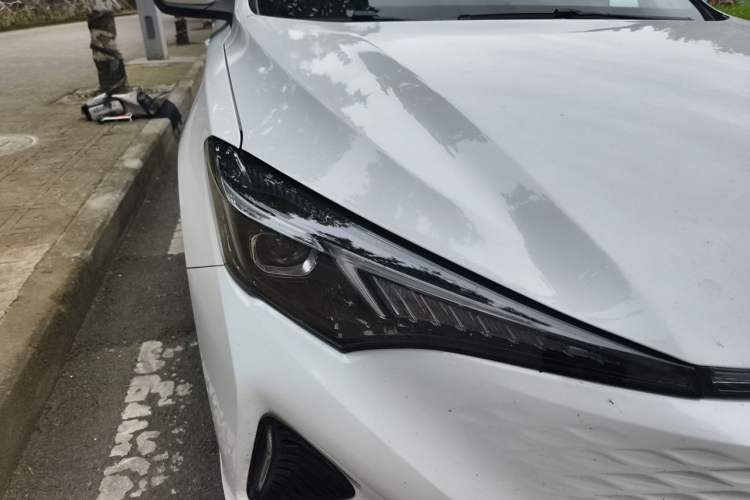Used CHANGAN Eado New Energy 2022 EV460 Smart Ride-Hailing Edition – Lithium Iron Phosphate Right Front Headlight