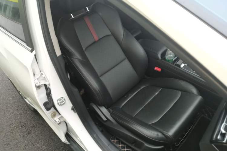 Used CHANGAN Eado New Energy 2022 EV460 Smart Ride-Hailing Edition – Lithium Iron Phosphate Right Front Seat