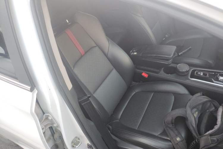 Used CHANGAN Eado New Energy 2022 EV460 Smart Ride-Hailing Edition – Lithium Iron Phosphate Right Front Seat