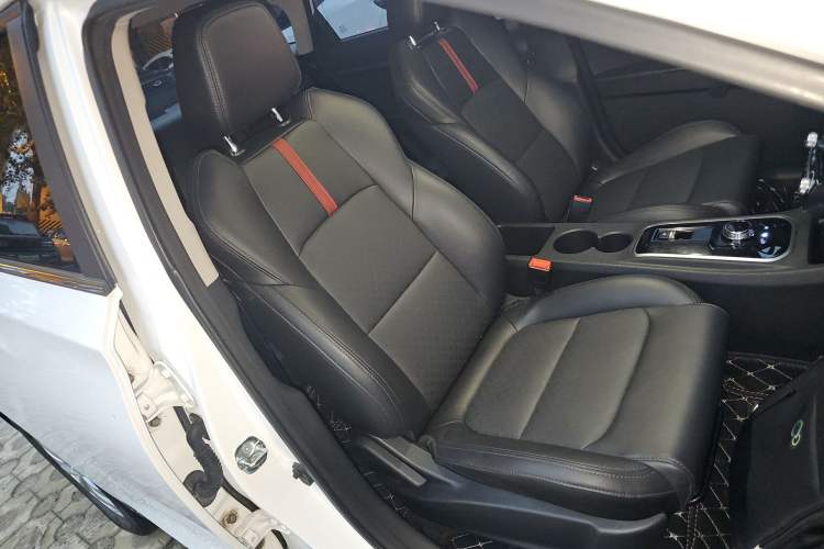 Used CHANGAN Eado New Energy 2022 EV460 Smart Ride-Hailing Edition – Lithium Iron Phosphate Right Front Seat