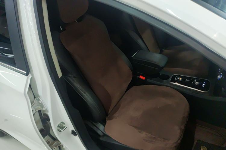 Used CHANGAN Eado New Energy 2022 EV460 Smart Ride-Hailing Edition – Lithium Iron Phosphate Right Front Seat