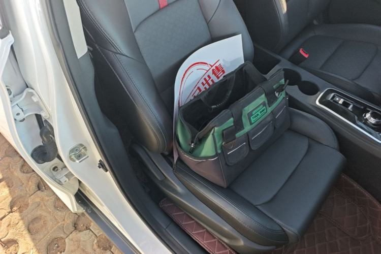 Used CHANGAN Eado New Energy 2022 EV460 Smart Ride-Hailing Edition – Lithium Iron Phosphate Right Front Seat