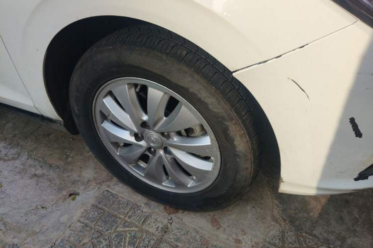 Used CHANGAN Eado New Energy 2022 EV460 Smart Ride-Hailing Edition – Lithium Iron Phosphate Right Front Wheel Hub