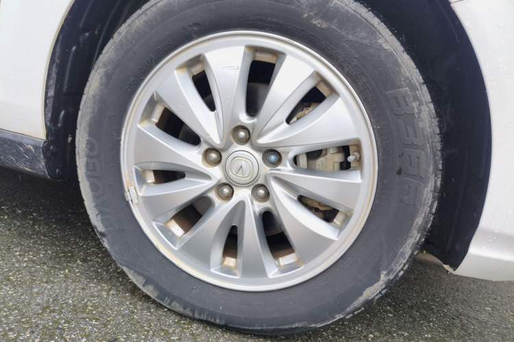 Used CHANGAN Eado New Energy 2022 EV460 Smart Ride-Hailing Edition – Lithium Iron Phosphate Right Front Wheel Hub