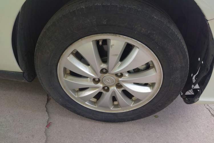 Used CHANGAN Eado New Energy 2022 EV460 Smart Ride-Hailing Edition – Lithium Iron Phosphate Right Front Wheel Hub