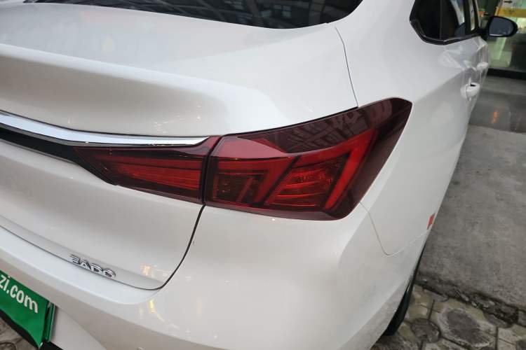 Used CHANGAN Eado New Energy 2022 EV460 Smart Ride-Hailing Edition – Lithium Iron Phosphate Right Rear Taillight