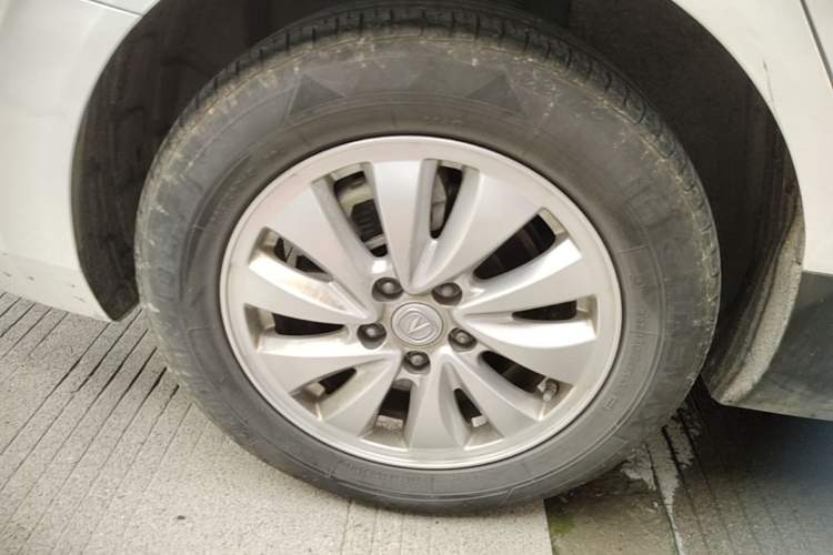 Used CHANGAN Eado New Energy 2022 EV460 Smart Ride-Hailing Edition – Lithium Iron Phosphate Right Rear Wheel Hub