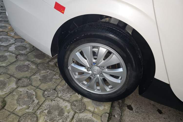Used CHANGAN Eado New Energy 2022 EV460 Smart Ride-Hailing Edition – Lithium Iron Phosphate Right Rear Wheel Hub