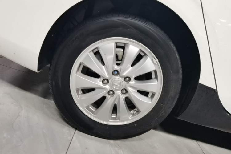 Used CHANGAN Eado New Energy 2022 EV460 Smart Ride-Hailing Edition – Lithium Iron Phosphate Right Rear Wheel Hub