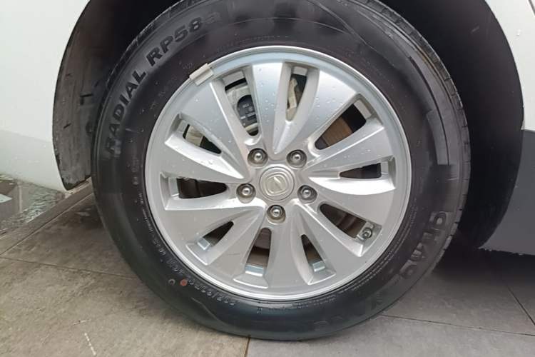 Used CHANGAN Eado New Energy 2022 EV460 Smart Ride-Hailing Edition – Lithium Iron Phosphate Right Rear Wheel Hub