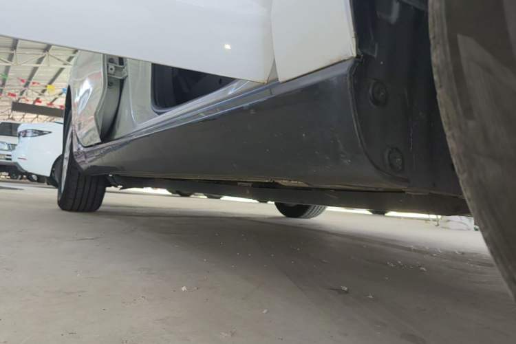 Used CHANGAN Eado New Energy 2022 EV460 Smart Ride-Hailing Edition – Lithium Iron Phosphate Right Side Sill