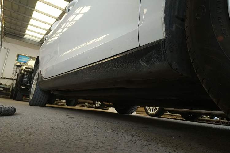 Used CHANGAN Eado New Energy 2022 EV460 Smart Ride-Hailing Edition – Lithium Iron Phosphate Right Side Sill