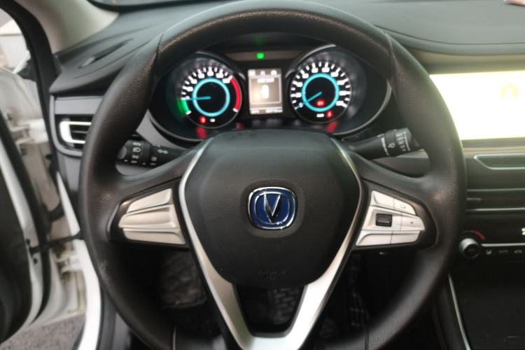 Used CHANGAN Eado New Energy 2022 EV460 Smart Ride-Hailing Edition – Lithium Iron Phosphate Steering Wheel