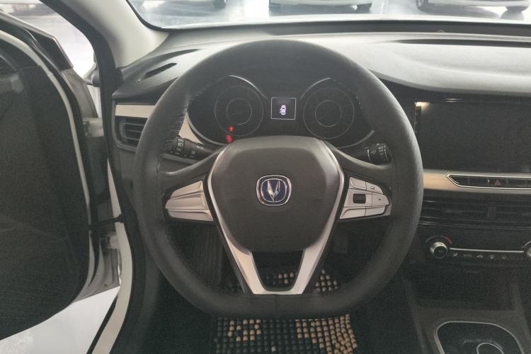 Used CHANGAN Eado New Energy 2022 EV460 Smart Ride-Hailing Edition – Lithium Iron Phosphate Steering Wheel