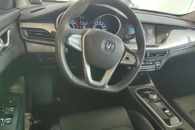 Used CHANGAN Eado New Energy 2022 EV460 Smart Ride-Hailing Edition – Lithium Iron Phosphate Steering Wheel
