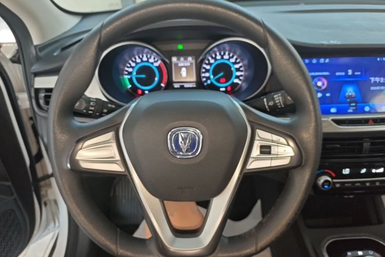 Used CHANGAN Eado New Energy 2022 EV460 Smart Ride-Hailing Edition – Lithium Iron Phosphate Steering Wheel