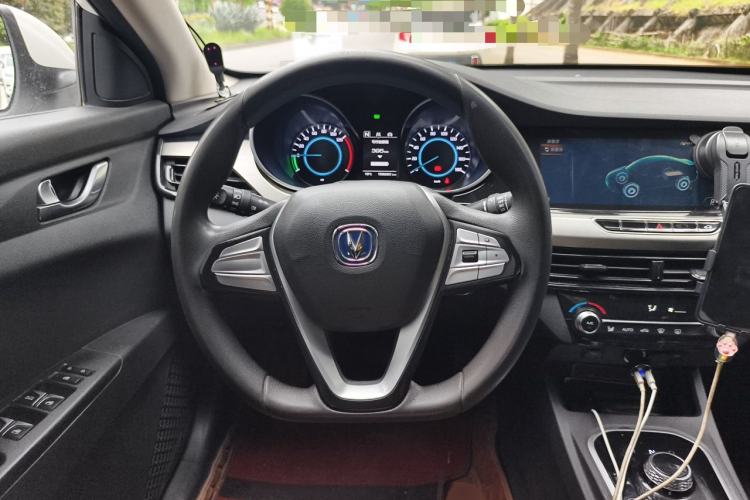 Used CHANGAN Eado New Energy 2022 EV460 Smart Ride-Hailing Edition – Lithium Iron Phosphate Steering Wheel