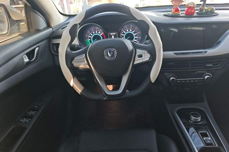 Used CHANGAN Eado New Energy 2022 EV460 Smart Ride-Hailing Edition – Lithium Iron Phosphate Steering Wheel