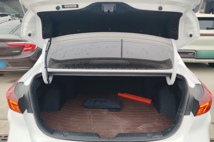 Used CHANGAN Eado New Energy 2022 EV460 Smart Ride-Hailing Edition – Lithium Iron Phosphate Trunk