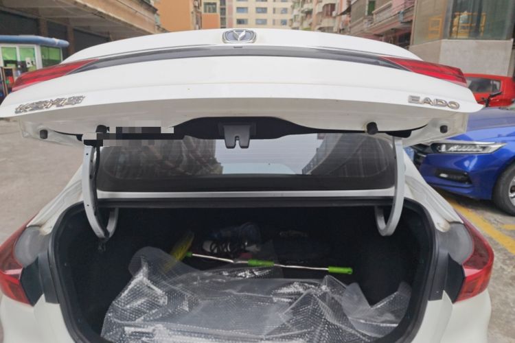 Used CHANGAN Eado New Energy 2022 EV460 Smart Ride-Hailing Edition – Lithium Iron Phosphate Trunk