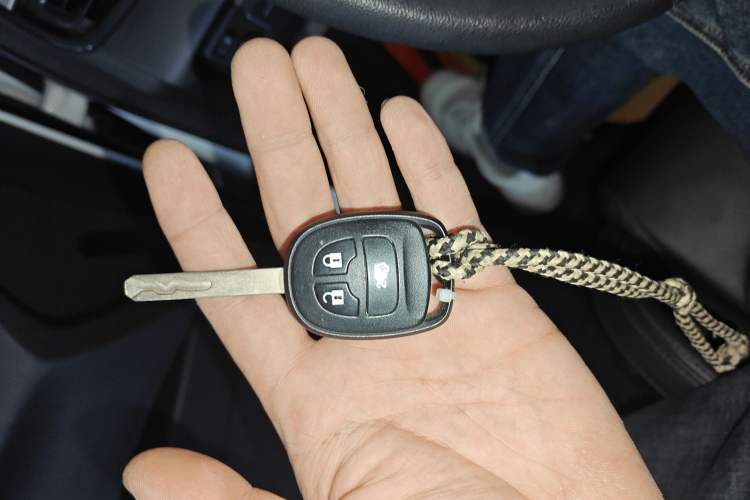 Used CHANGAN Eado New Energy 2022 EV460 Smart Ride-Hailing Edition – Lithium Iron Phosphate Vehicle Key