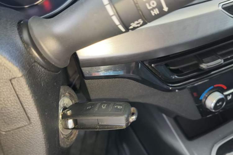 Used CHANGAN Eado New Energy 2022 EV460 Smart Ride-Hailing Edition – Lithium Iron Phosphate Vehicle Key