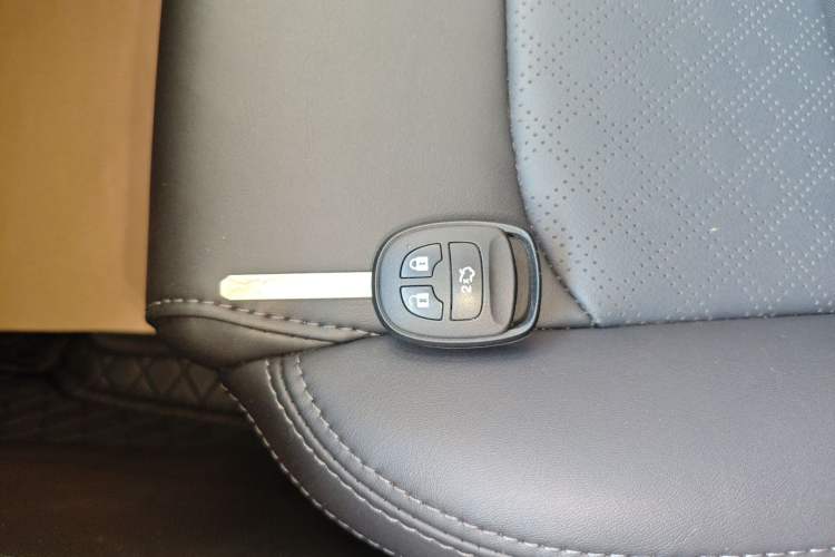 Used CHANGAN Eado New Energy 2024 EV460 Smart Upgrade Version – Lithium Iron Phosphate Vehicle Key