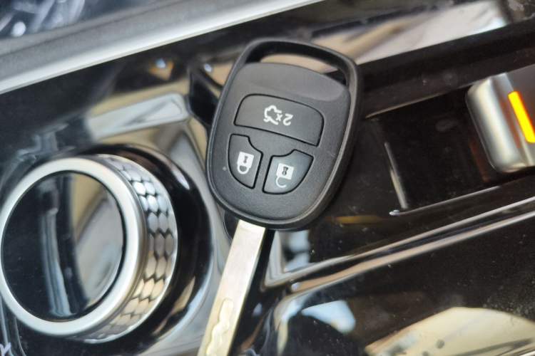 Used CHANGAN Eado New Energy 2024 EV460 Smart Upgrade Version – Lithium Iron Phosphate Vehicle Key