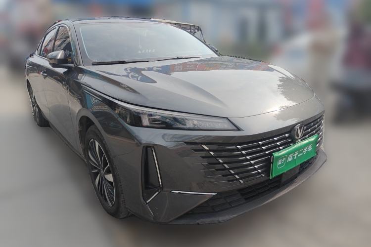 Used CHANGAN Eado PHEV 2025 Smart New Blue Whale 145KM Battleship Edition Front Right 45 Deg