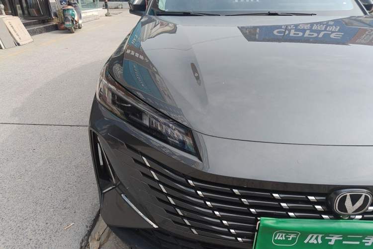 Used CHANGAN Eado PHEV 2025 Smart New Blue Whale 145KM Battleship Edition Right Front Headlight
