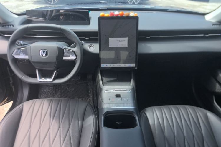 Used CHANGAN Eado PHEV 2025 Smart New Blue Whale 145KM Battleship Edition Center Console