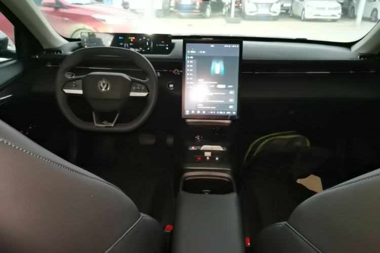 Used CHANGAN Eado PHEV 2025 Smart New Blue Whale 145KM Battleship Edition Center Console