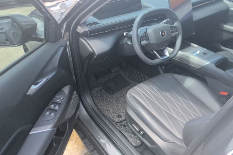 Used CHANGAN Eado PHEV 2025 Smart New Blue Whale 145KM Battleship Edition Driver Seat