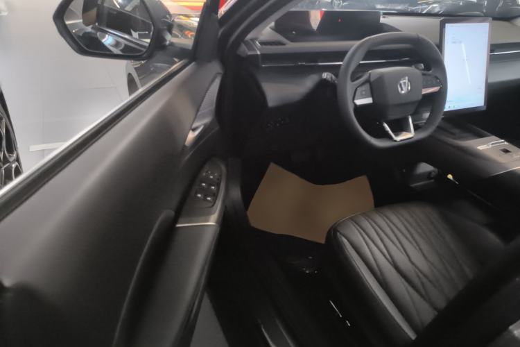 Used CHANGAN Eado PHEV 2025 Smart New Blue Whale 145KM Battleship Edition Driver Seat
