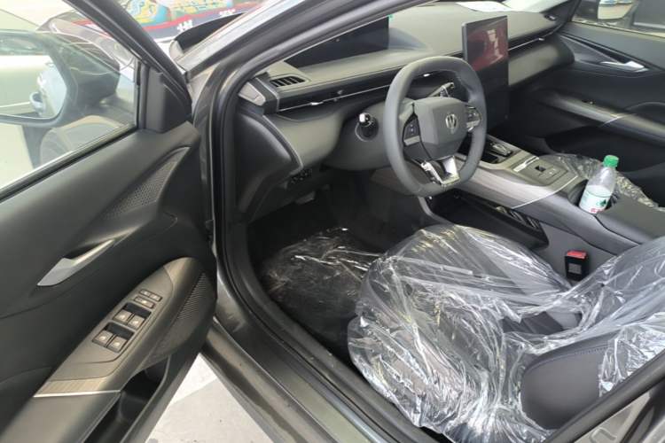 Used CHANGAN Eado PHEV 2025 Smart New Blue Whale 145KM Battleship Edition Driver Seat