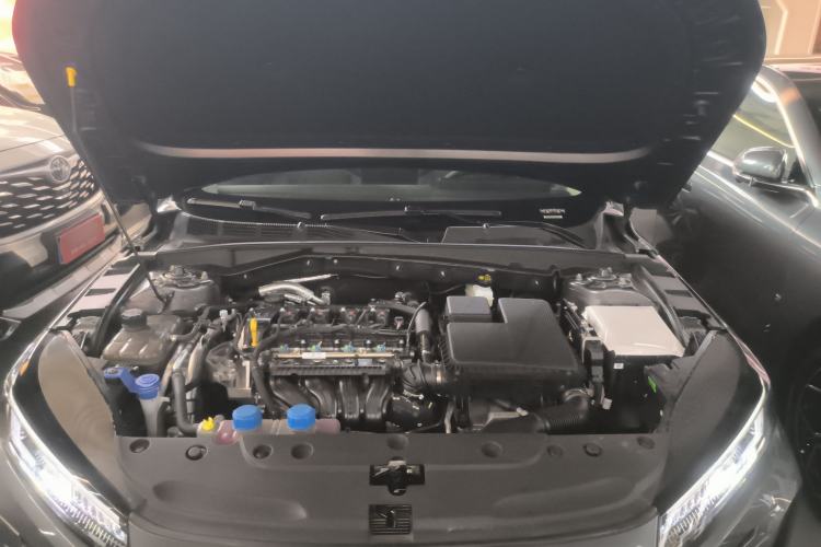 Used CHANGAN Eado PHEV 2025 Smart New Blue Whale 145KM Battleship Edition Engine Bay