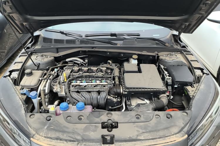 Used CHANGAN Eado PHEV 2025 Smart New Blue Whale 145KM Battleship Edition Engine Bay