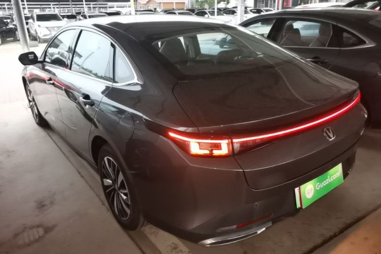 Used CHANGAN Eado PHEV 2025 Smart New Blue Whale 145KM Battleship Edition Exterior 2