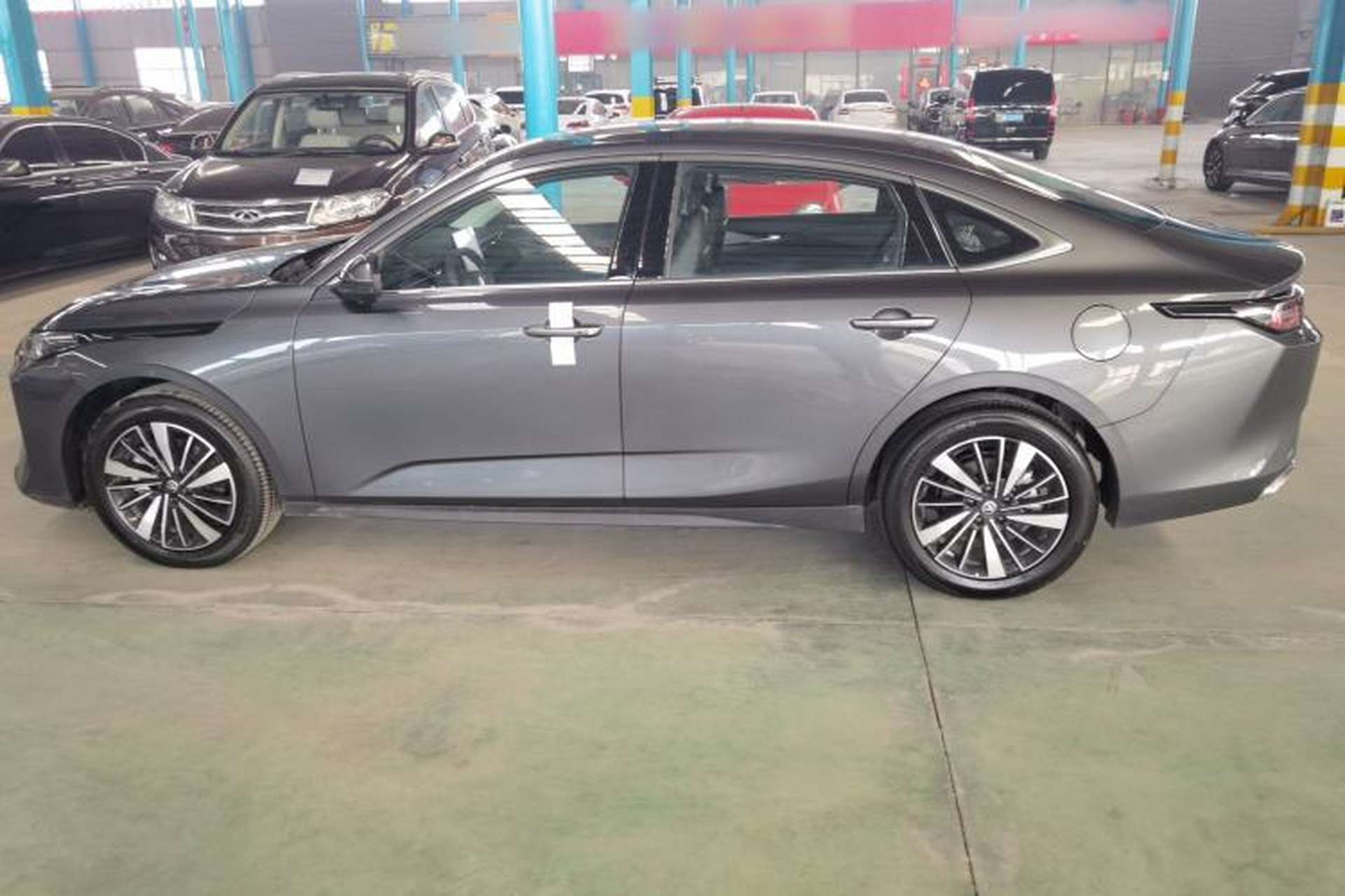 Used CHANGAN Eado PHEV 2025 Smart New Blue Whale 145KM Battleship Edition Exterior 3