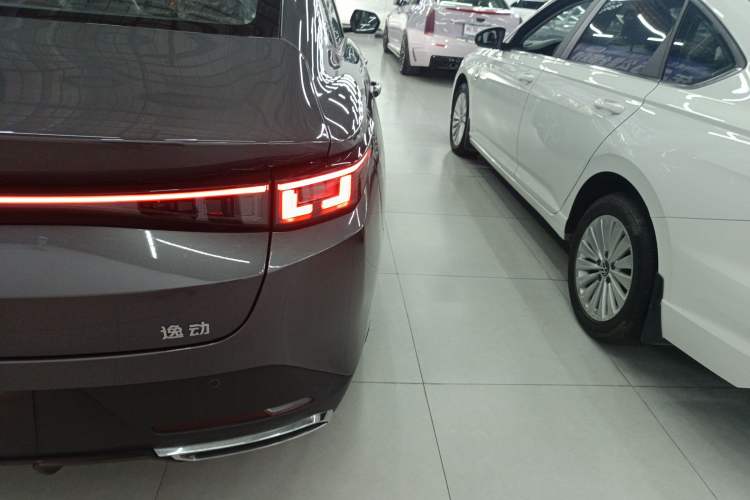 Used CHANGAN Eado PHEV 2025 Smart New Blue Whale 145KM Battleship Edition Exterior 3
