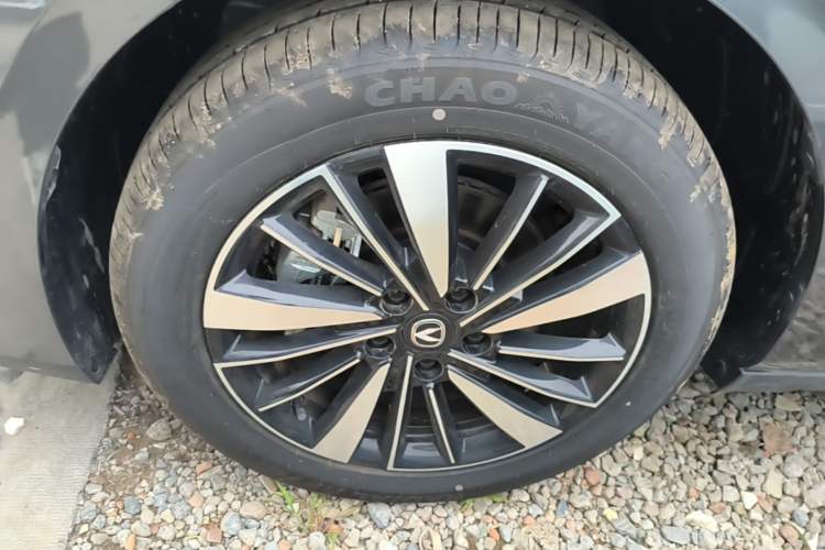 Used CHANGAN Eado PHEV 2025 Smart New Blue Whale 145KM Battleship Edition Exterior 4