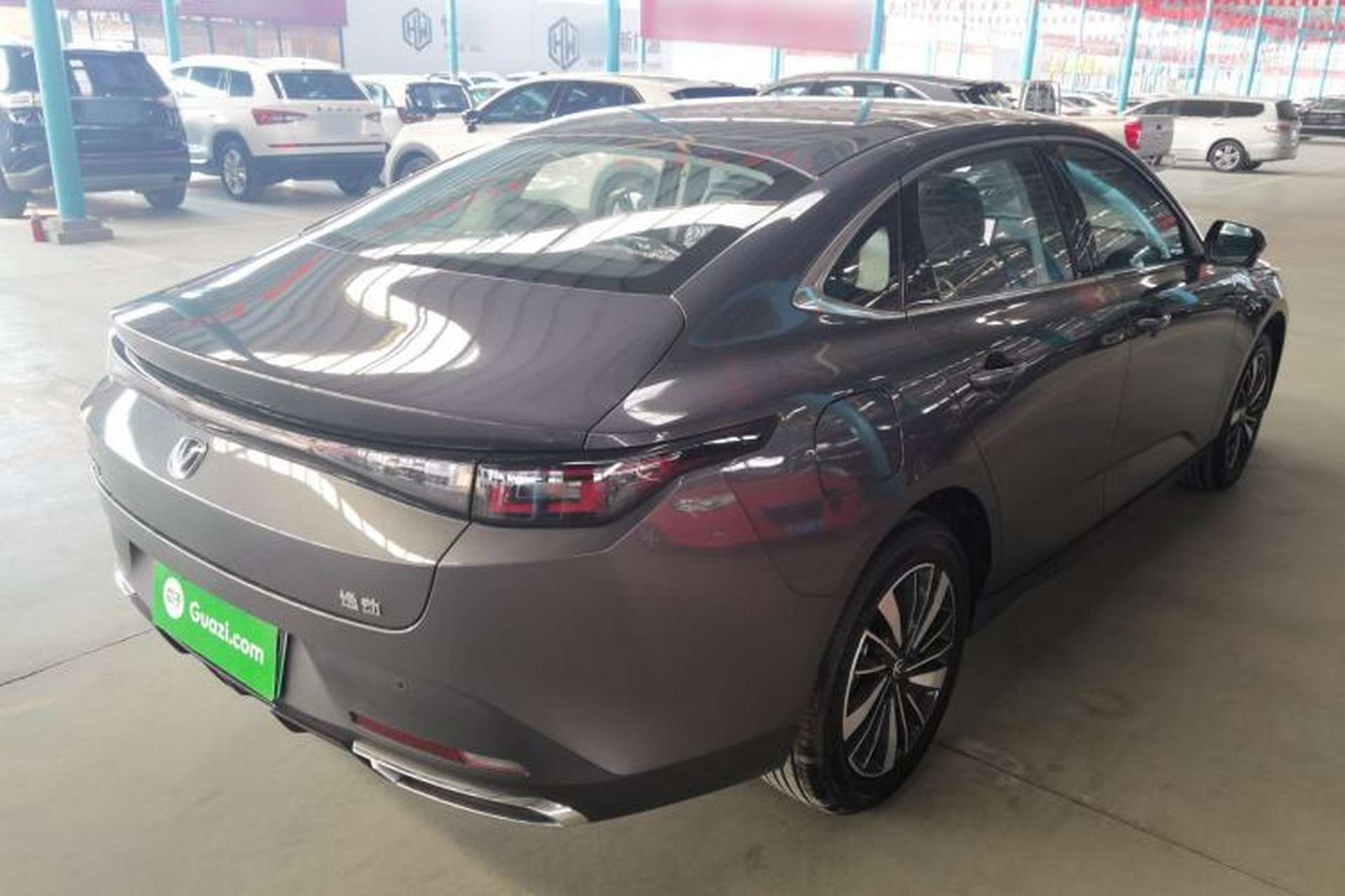 Used CHANGAN Eado PHEV 2025 Smart New Blue Whale 145KM Battleship Edition Exterior 5