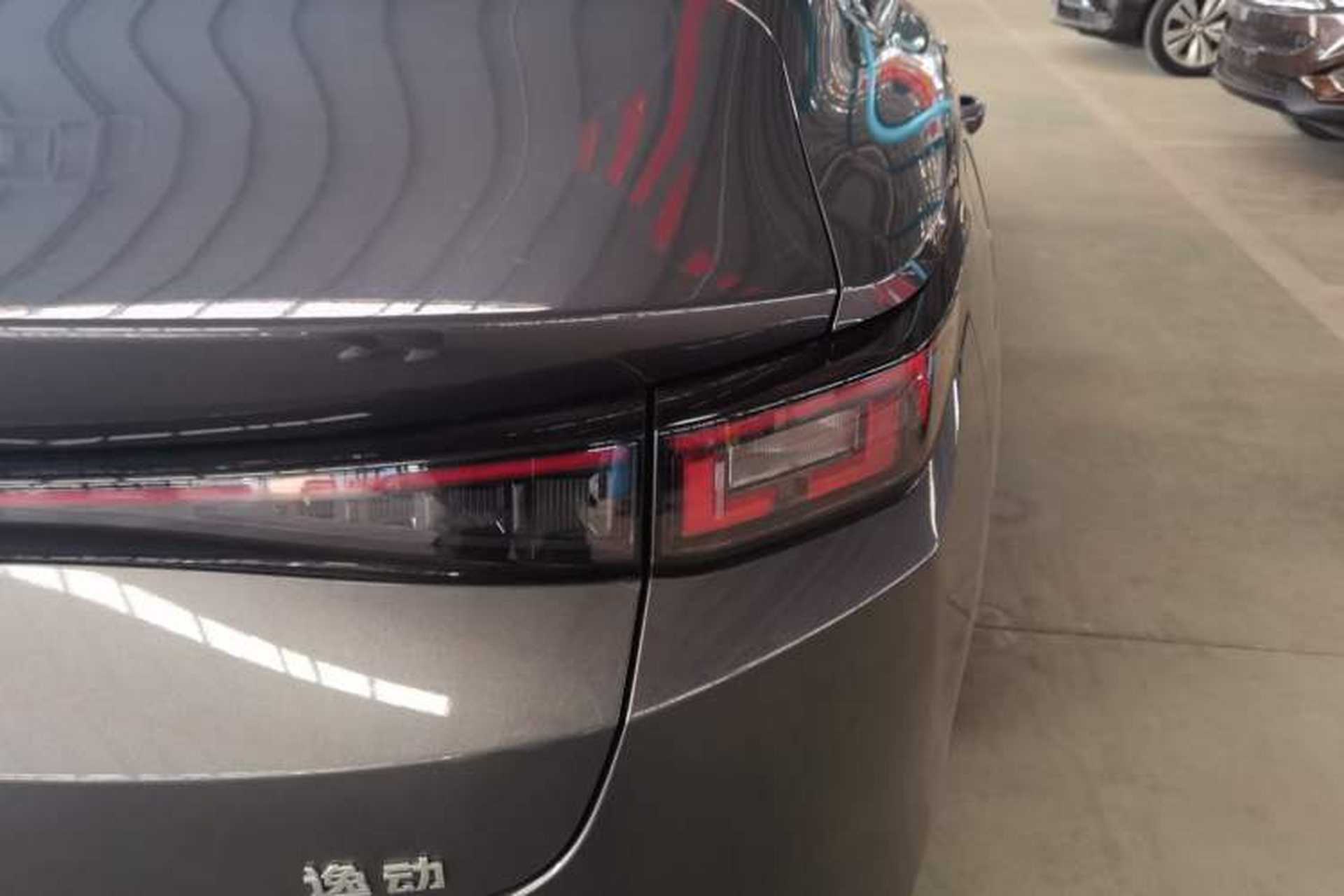 Used CHANGAN Eado PHEV 2025 Smart New Blue Whale 145KM Battleship Edition Exterior 6