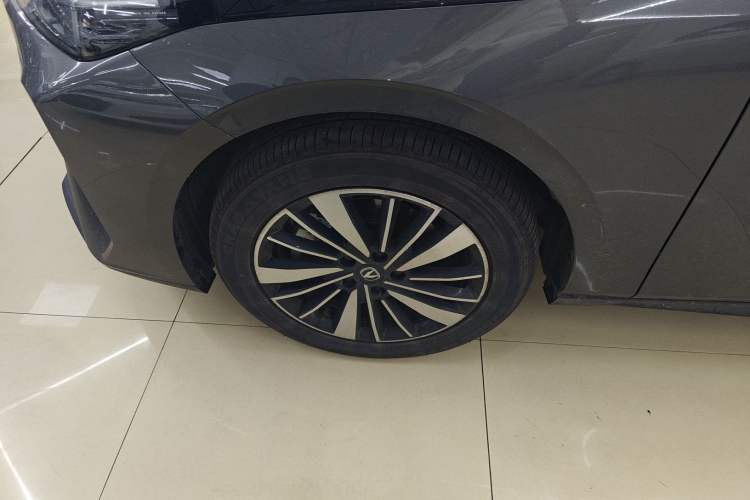 Used CHANGAN Eado PHEV 2025 Smart New Blue Whale 145KM Battleship Edition Exterior 7