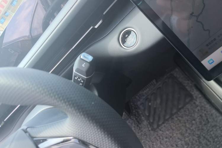 Used CHANGAN Eado PHEV 2025 Smart New Blue Whale 145KM Battleship Edition Gear Lever