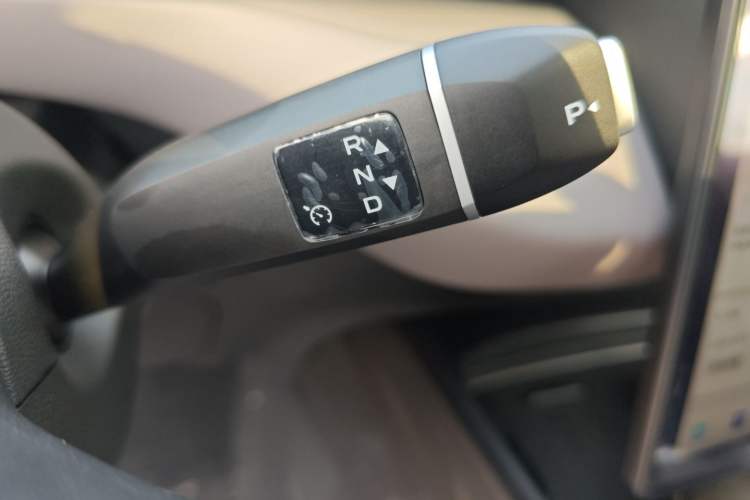 Used CHANGAN Eado PHEV 2025 Smart New Blue Whale 145KM Battleship Edition Gear Lever