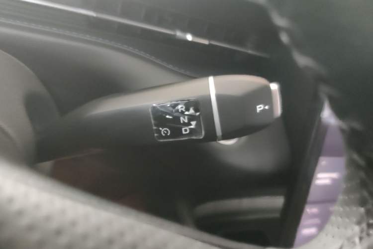 Used CHANGAN Eado PHEV 2025 Smart New Blue Whale 145KM Battleship Edition Gear Lever