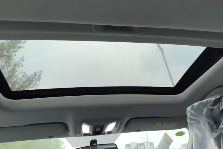 Used CHANGAN Eado PHEV 2025 Smart New Blue Whale 145KM Battleship Edition Headliner
