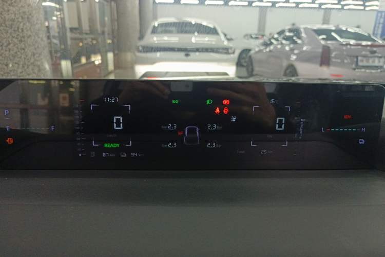 Used CHANGAN Eado PHEV 2025 Smart New Blue Whale 145KM Battleship Edition Instrument Cluster